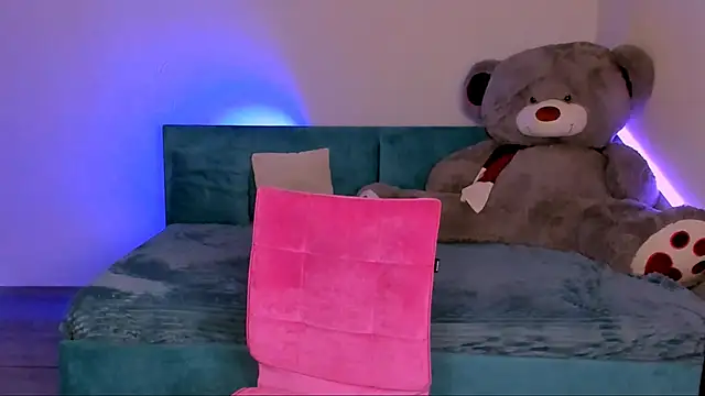 Snapshot of evaharve chatting on 03-17-25, 01:46 evaharve online show from 03-17-25, 01:46