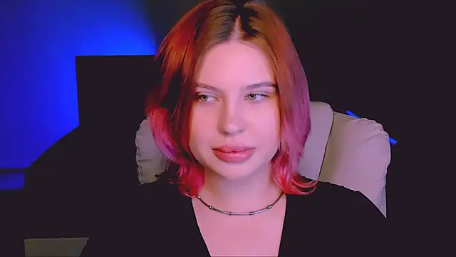 Snapshot of evaharve chatting on 09-13-25, 04:34 evaharve online show from 09-13-25, 04:34