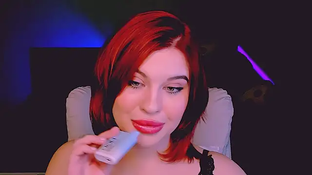 Snapshot of evaharve chatting on 09-25-25, 06:06 evaharve online show from 09-25-25, 06:06