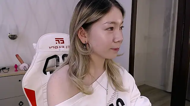 Babby Rabbit online show from 09-09-25, 04:39