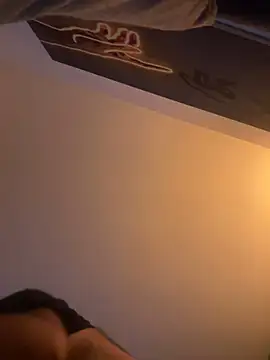 Avamereandmikel online show from 02-20-25, 12:19