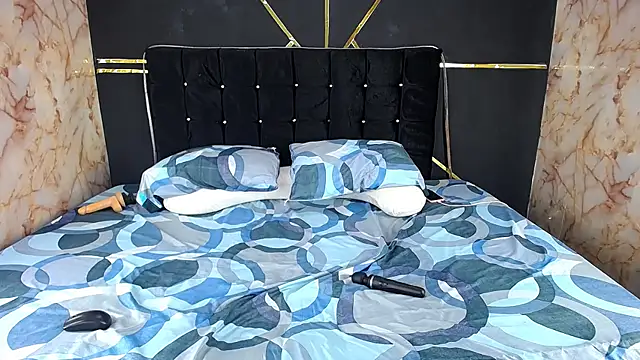 AmandaRobers online show from 02-05-25, 07:31