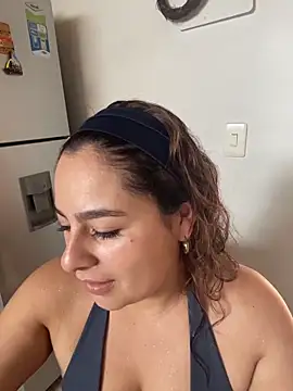 Gabriela-Parker  online show from 12-04-25, 06:16