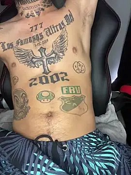 Junihn0 online show from 01-08-25, 09:34