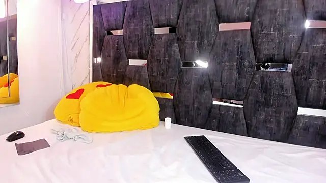 AlazSanna1 online show from 01-30-25, 09:25