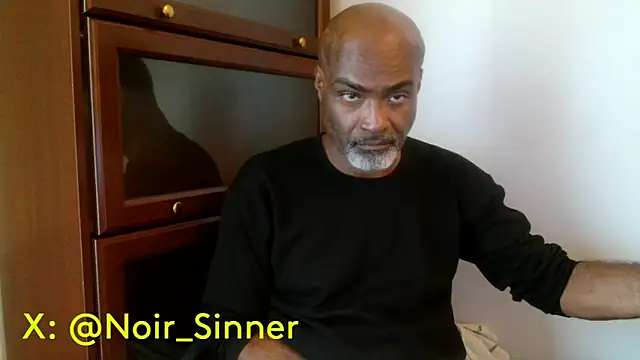 Snapshot of sinnernoir chatting on 04-28-26, 10:15 sinnernoir online show from 04-28-26, 10:15
