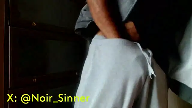 Snapshot of sinnernoir chatting on 04-30-26, 09:30 sinnernoir online show from 04-30-26, 09:30