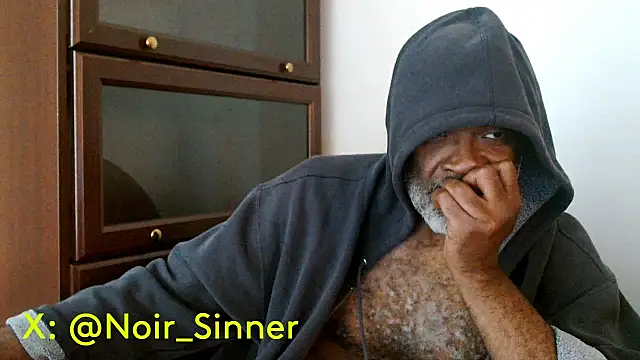 Snapshot of sinnernoir chatting on 05-11-26, 12:55 sinnernoir online show from 05-11-26, 12:55