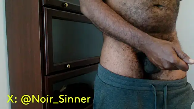 Snapshot of sinnernoir chatting on 05-15-26, 02:57 sinnernoir online show from 05-15-26, 02:57