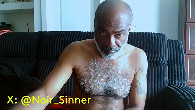 Snapshot of sinnernoir chatting on 05-23-26, 03:05 sinnernoir online show from 05-23-26, 03:05