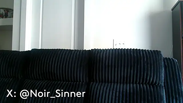 Snapshot of sinnernoir chatting on 06-02-26, 02:19 sinnernoir online show from 06-02-26, 02:19