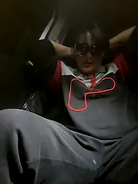 Emily andre online show from 11-28-25, 06:32