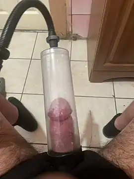 edgher646 online show from 12-29-24, 05:12