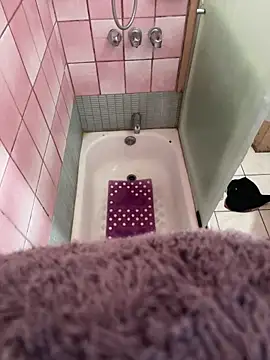 edgher646 online show from 02-04-25, 12:33