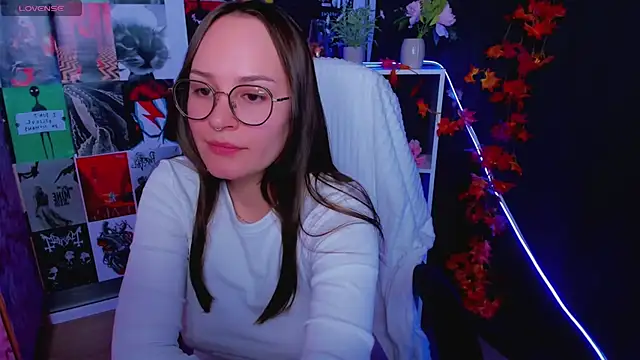 Lilly Soulmate online show from 12-16-24, 05:38