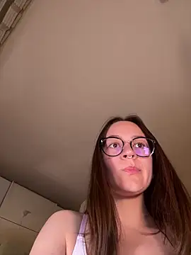 Snapshot of Lilly_Soulmate chatting on 05-11-26, 03:12 Lilly Soulmate online show from 05-11-26, 03:12