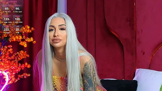 Snapshot of GoldenAmber chatting on 02-26-25, 06:26 GoldenAmber online show from 02-26-25, 06:26