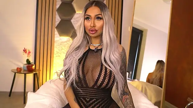 GoldenAmber online show from 02-04-26, 06:30