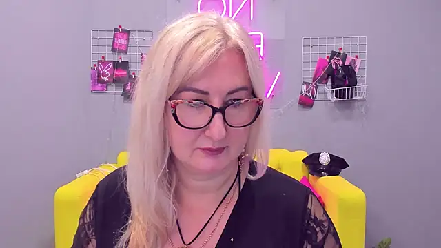 ChristyBrooks online show from 01-08-25, 06:20