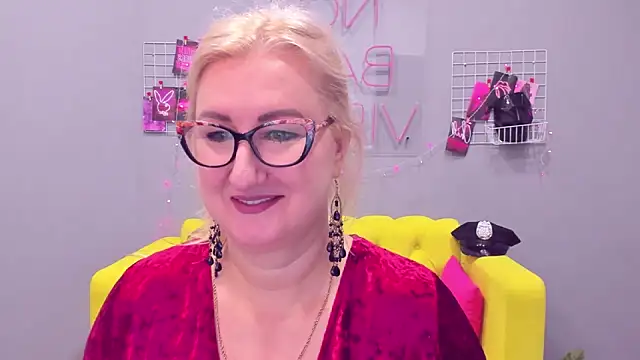 ChristyBrooks online show from 01-09-25, 12:52