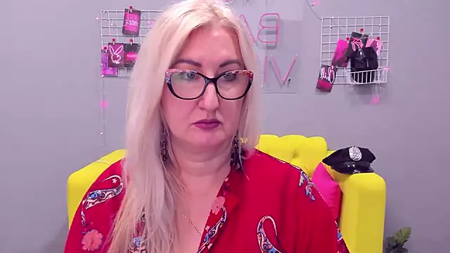 ChristyBrooks online show from 01-09-25, 06:57