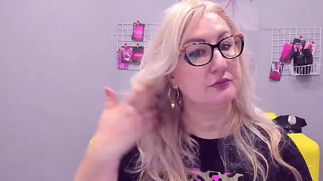 ChristyBrooks online show from 01-15-25, 12:15