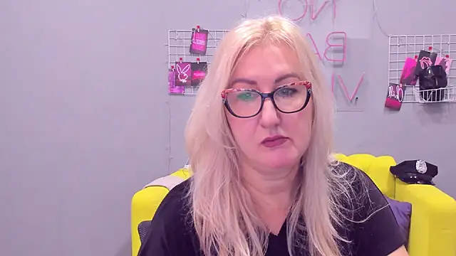 ChristyBrooks online show from 01-17-25, 12:10