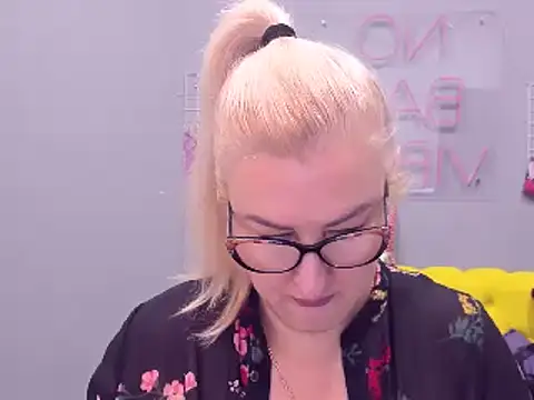 ChristyBrooks online show from 01-18-25, 09:13