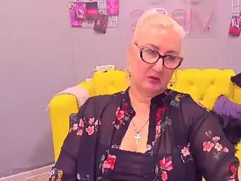 ChristyBrooks online show from 01-18-25, 12:15