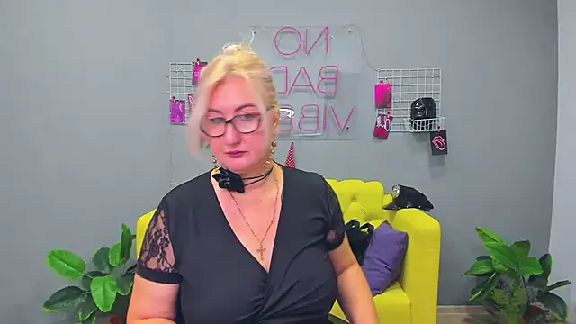 ChristyBrooks online show from 01-27-25, 12:16