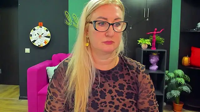 ChristyBrooks online show from 02-24-25, 12:59