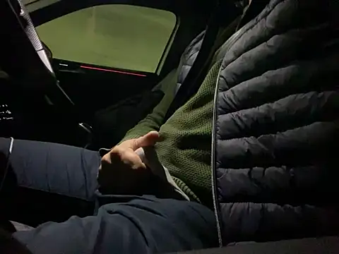 Snapshot of ItalStall chatting on 10-09-25, 05:16 ItalStall online show from 10-09-25, 05:16