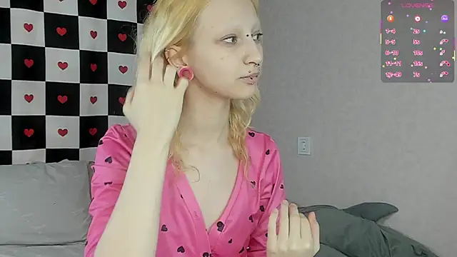 Lexy-Woorhez online show from 02-13-26, 08:54