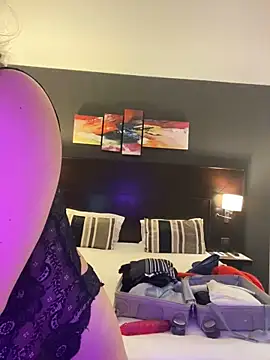 ImImmy online show from 12-17-24, 05:26