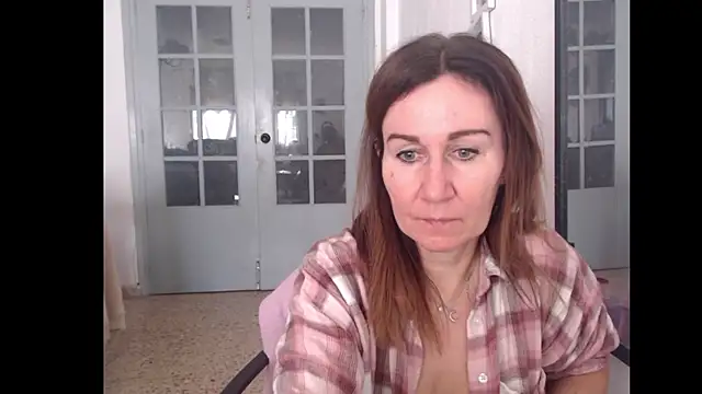 Snapshot of TamaraSweetxo chatting on 11-06-25, 10:27 TamaraSweetxo online show from 11-06-25, 10:27