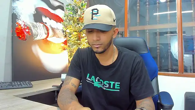 Snapshot of Robin_Rief chatting on 01-27-25, 10:06 Robin Rief online show from 01-27-25, 10:06