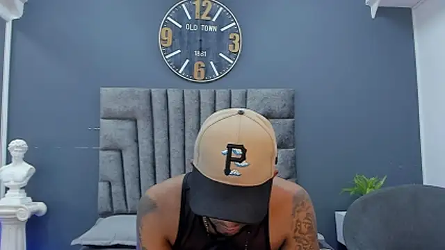 Robin Rief online show from 04-29-26, 08:37