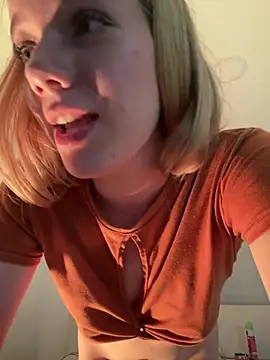 NicoleCut online show from 03-17-25, 01:35