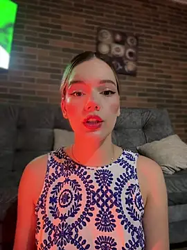 NicoleCut online show from 03-19-26, 09:57