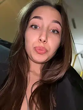 Snapshot of VelvetVixenI chatting on 11-26-25, 07:59 VelvetVixenI online show from 11-26-25, 07:59