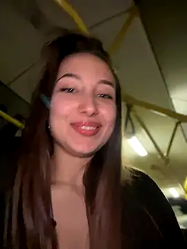 Snapshot of VelvetVixenI chatting on 11-28-25, 05:26 VelvetVixenI online show from 11-28-25, 05:26