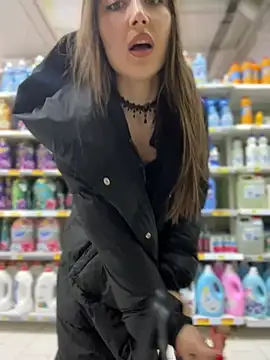 Snapshot of VelvetVixenI chatting on 01-10-26, 06:09 VelvetVixenI online show from 01-10-26, 06:09