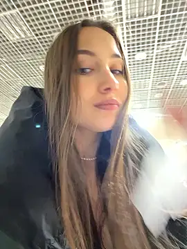 Snapshot of VelvetVixenI chatting on 01-18-26, 05:17 VelvetVixenI online show from 01-18-26, 05:17