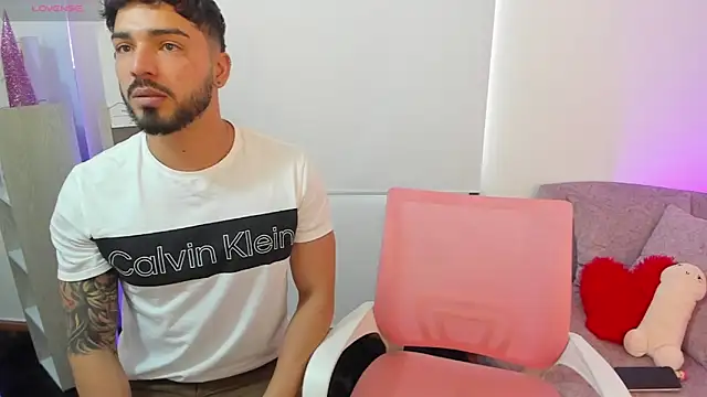 savage sweethearts online show from 12-19-24, 05:18