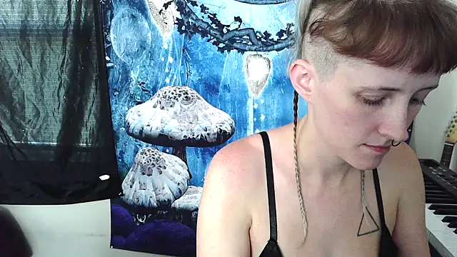  hellostormy  online show from 10-14-25, 04:19