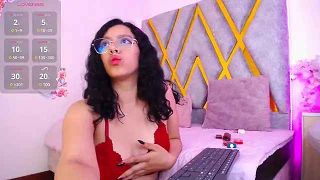 Aurora Brownn online show from 03-06-25, 08:30