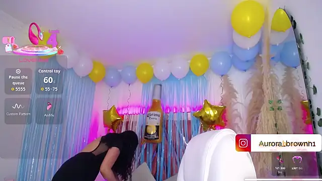 Aurora Brownn online show from 09-27-25, 04:39