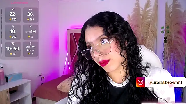 Aurora Brownn online show from 10-17-25, 04:48
