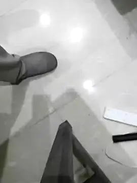 Snapshot of KUKU69XX chatting on 12-11-24, 03:47 KUKU69XX online show from 12-11-24, 03:47