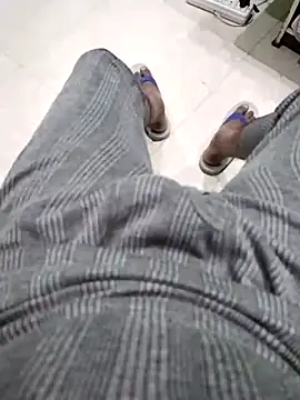 Snapshot of KUKU69XX chatting on 02-10-25, 06:03 KUKU69XX online show from 02-10-25, 06:03